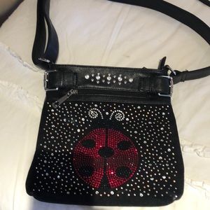 Mid sized cross body purse